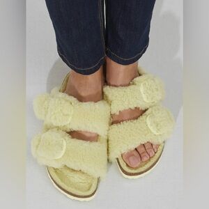 Birkenstock Arizona Big Buckle Teddy Sandals Popcorn Yellow NIB